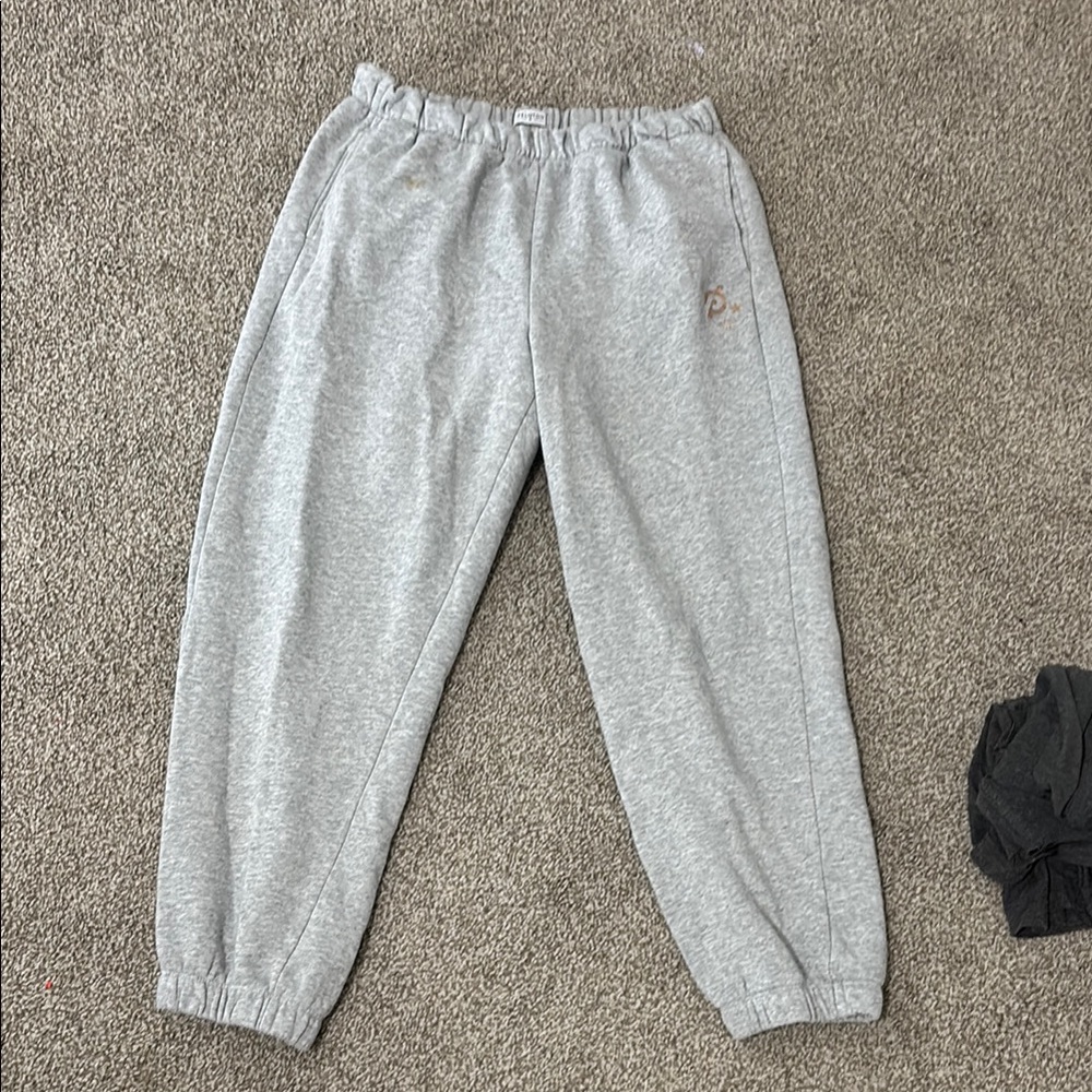Peloton Medium woman’s sweat pants